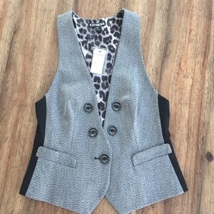 Express Vest